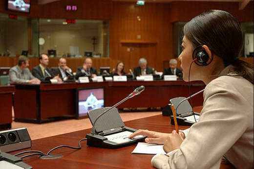 简要分析同声传译行业的人才需求